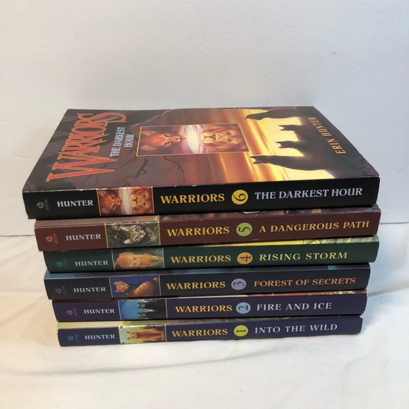 Vintage Warriors Series by Erin Hunter Set of 6 books 2003-2004 Cats Adventure - Picture 12 of 14